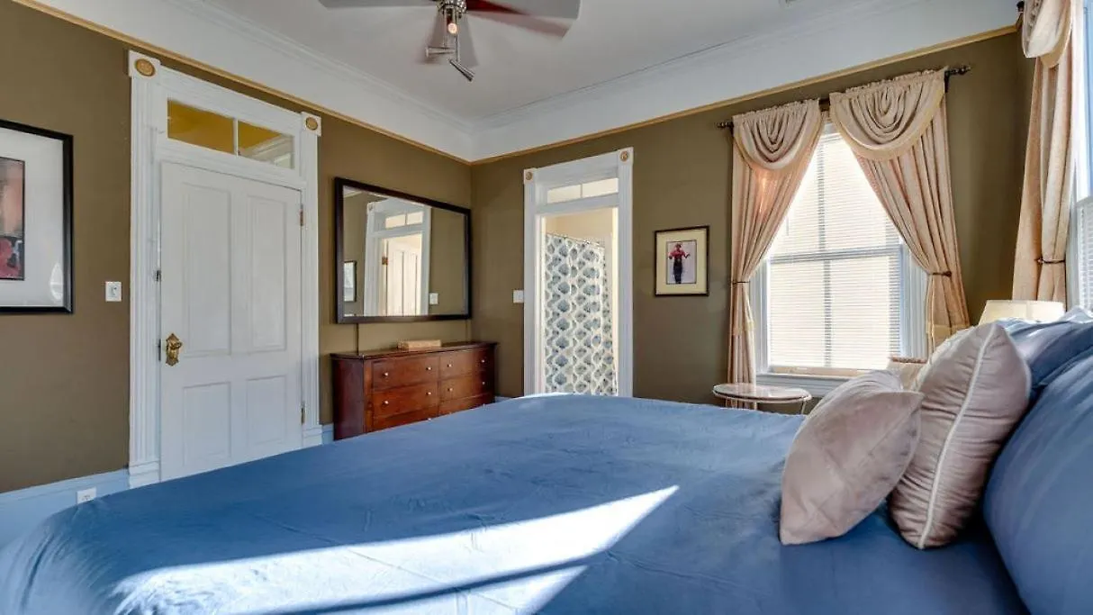 The Jepson Estate On Forsyth Park! Bed & Breakfast Savannah